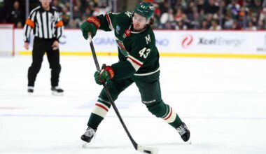 Hughes gets eccentric welcome in Minnesota