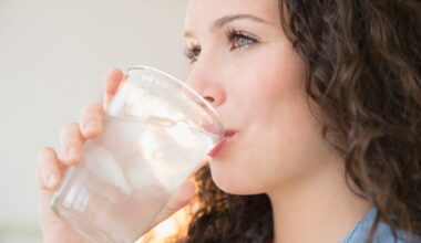 You're Probably Not Drinking Enough Water. This Is What a Registered Dietitian Recommends
