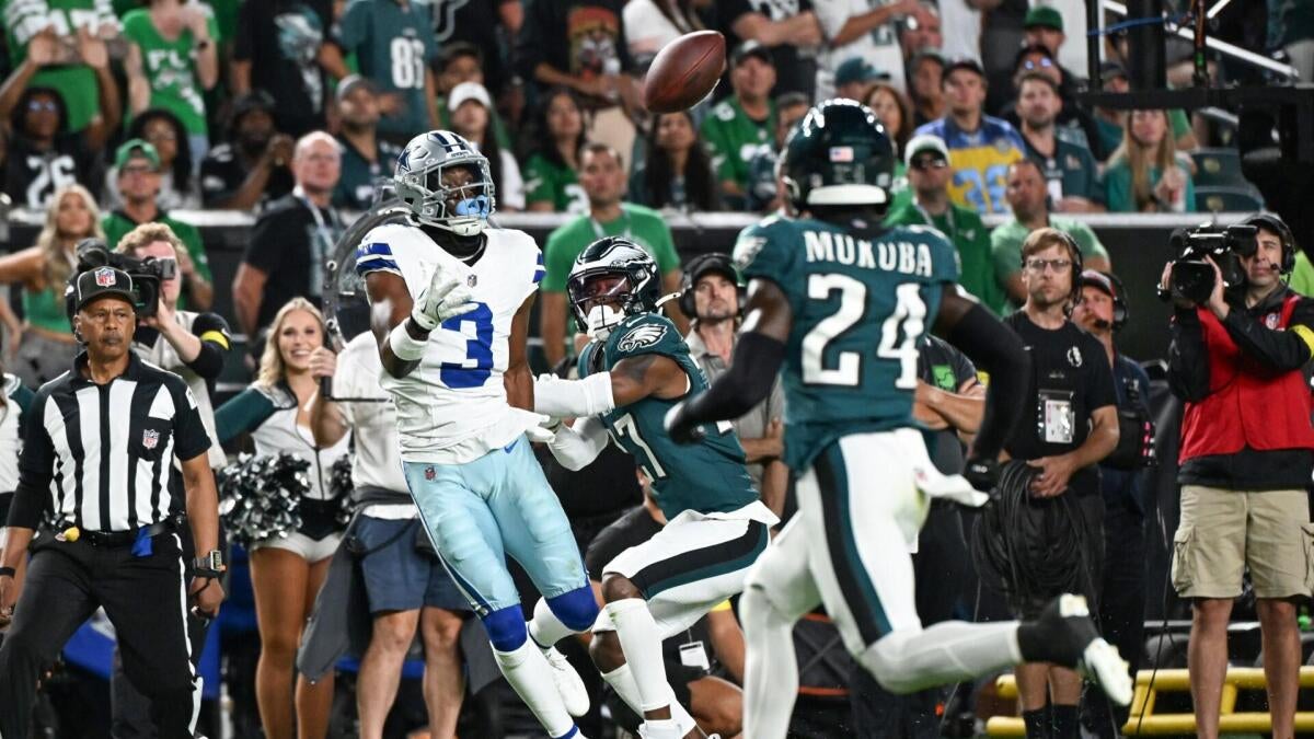 NFL picks, best bets, player props: This Christmas Day parlay returns 9-1