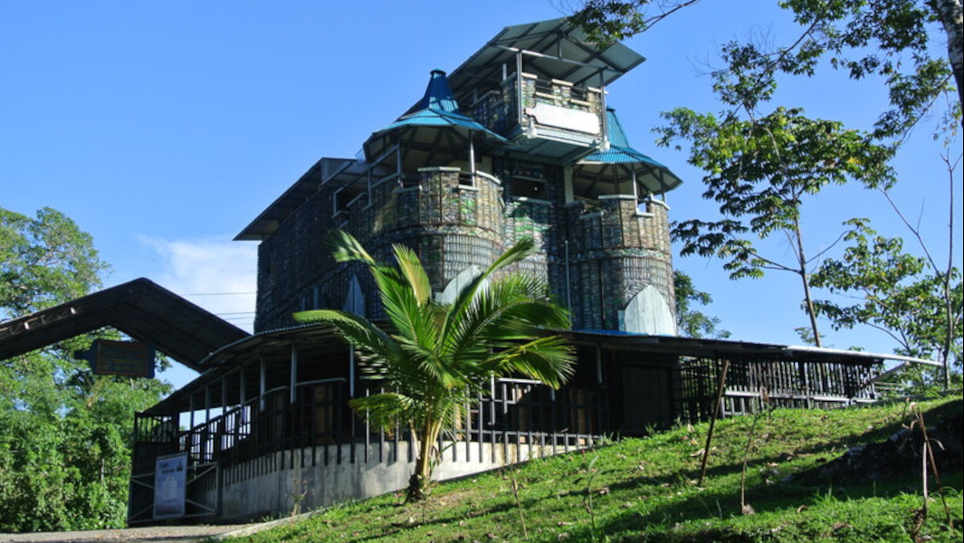 The plastic castle
