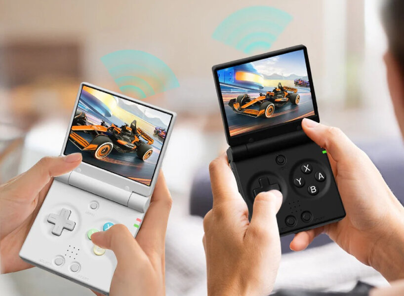 mini flip gaming device