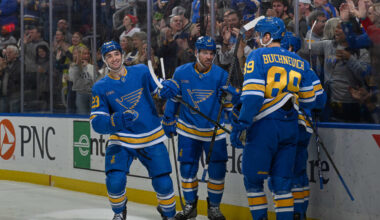 Mailloux scores 1st goal with Blues in win against Blackhawks