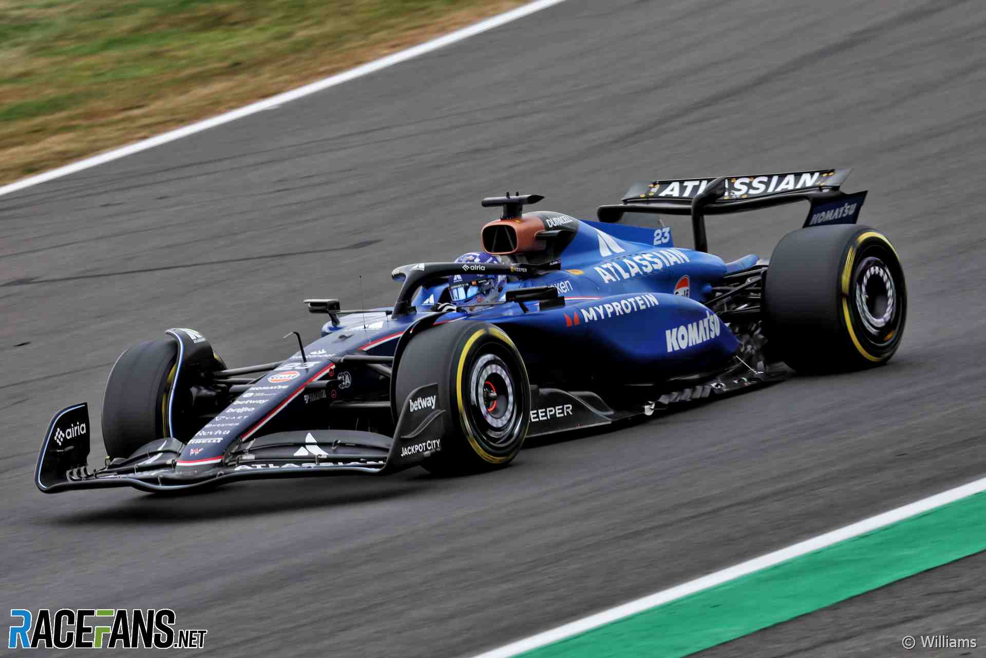 Alexander Albon, Williams, Silverstone, 2025