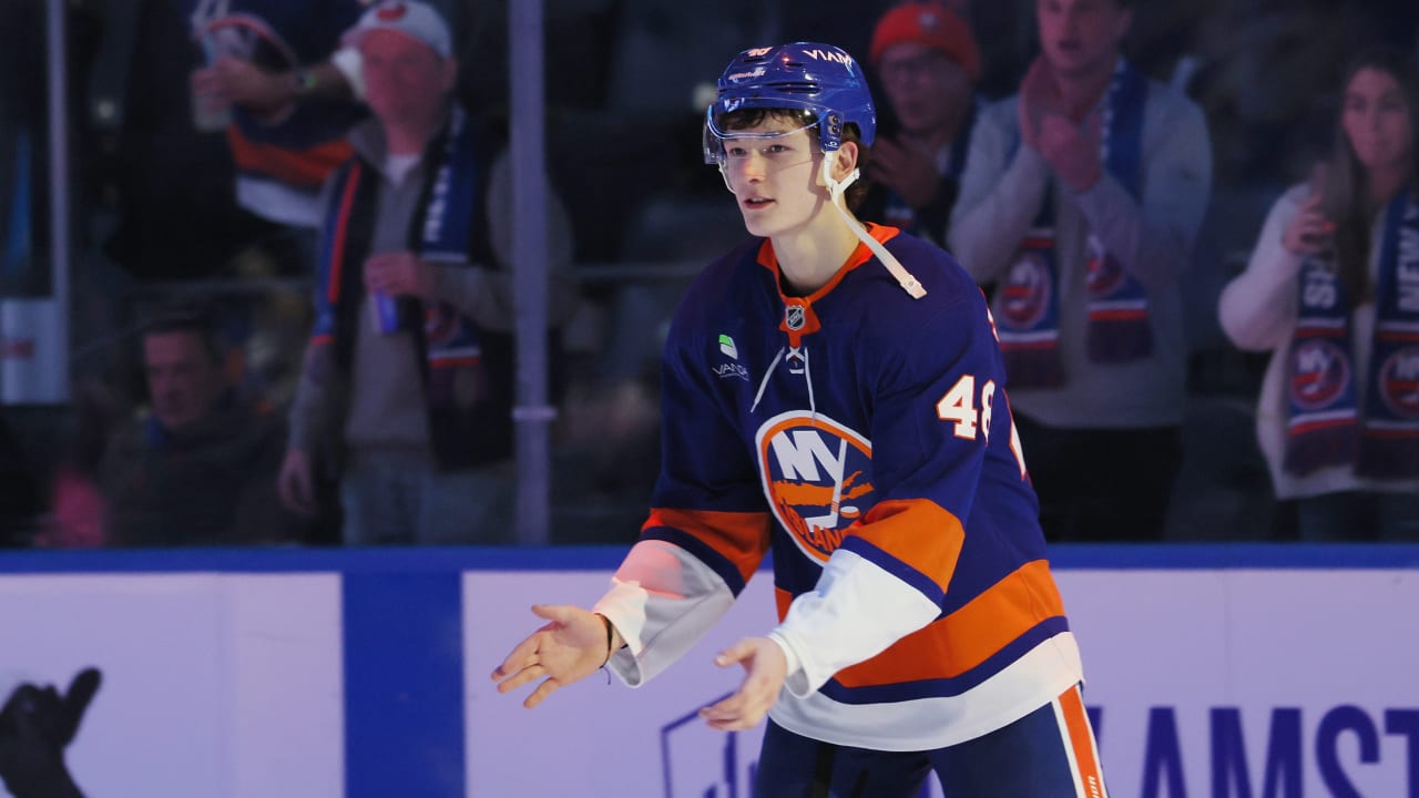 Schaefer skates with Martin’s kids at UBS Arena