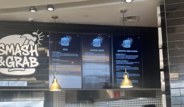 New Koshr Burger Spot “Smash & Grab” Opens at American Dream Mall • YeahThatsKosher