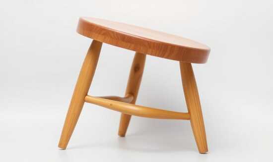 stool2.jpg