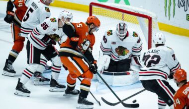 Blackhawks hammered by Ducks, completing team's worst weekend since 1951