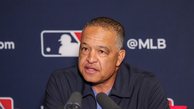 Dodgers manager Dave Roberts 