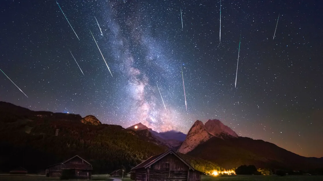How To See The Geminid Meteor Shower Tonight - marieclaire.com.au