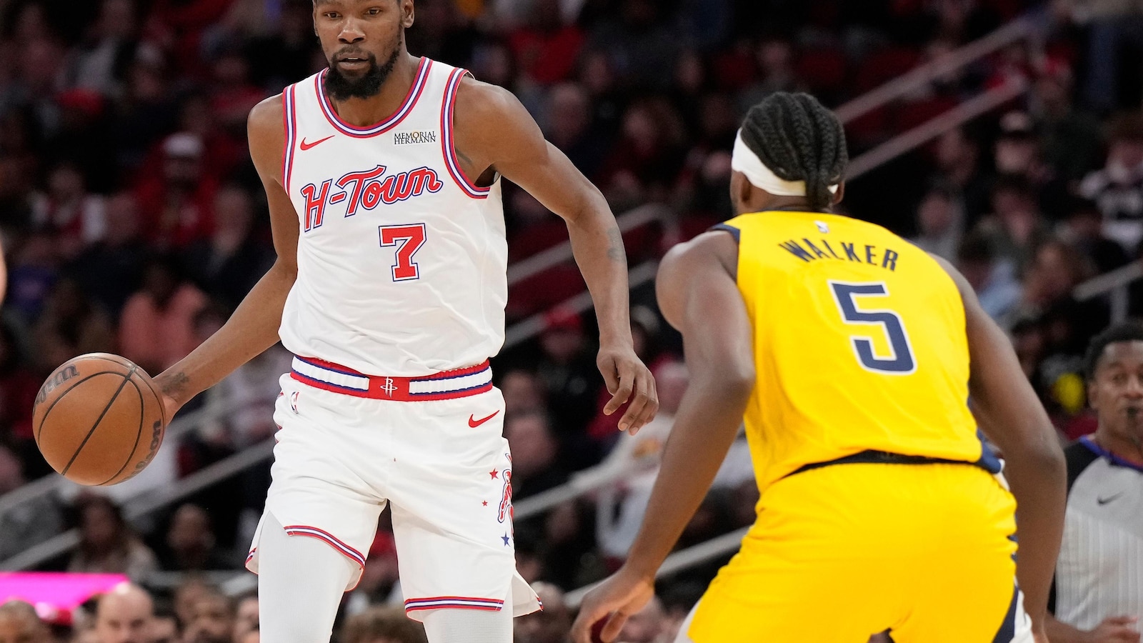 Kevin Durant's 30 points power Rockets to 126-119 win over Pacers