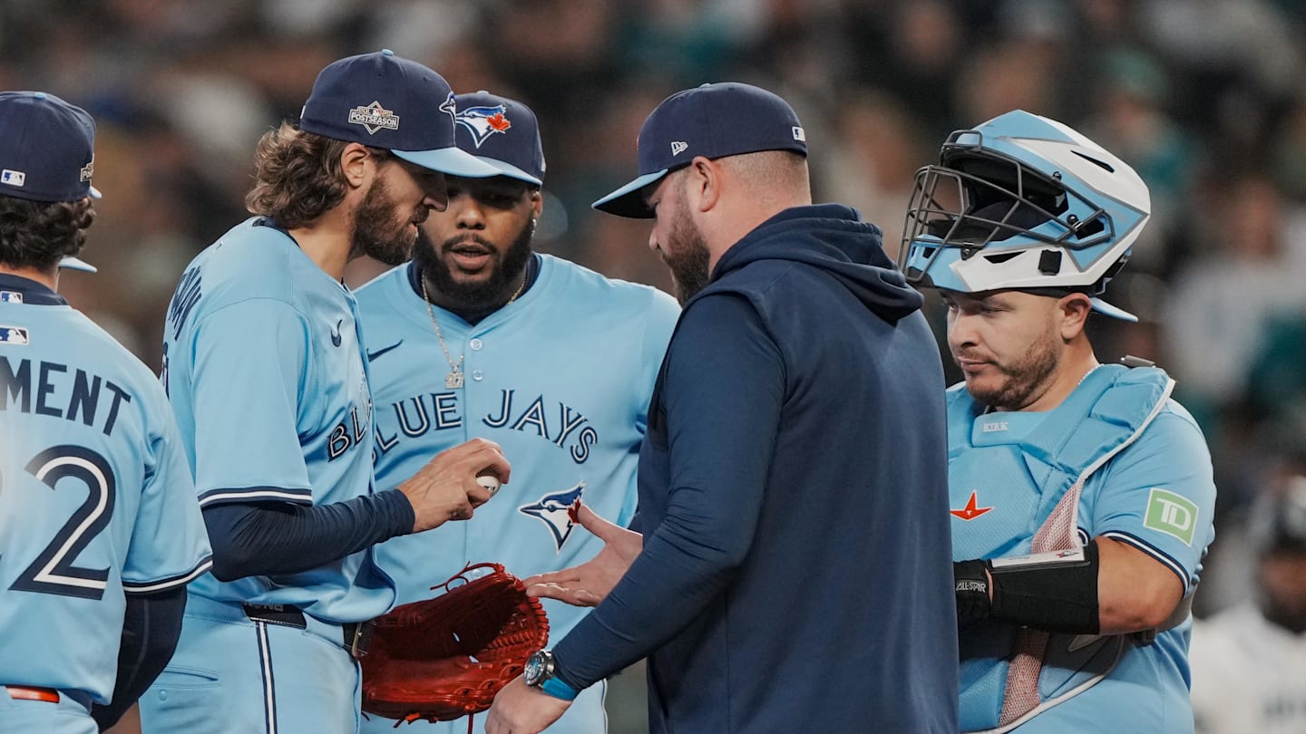 MLB Insider Gives Bold Prediction on Blue Jays Pitching Staff Next Season