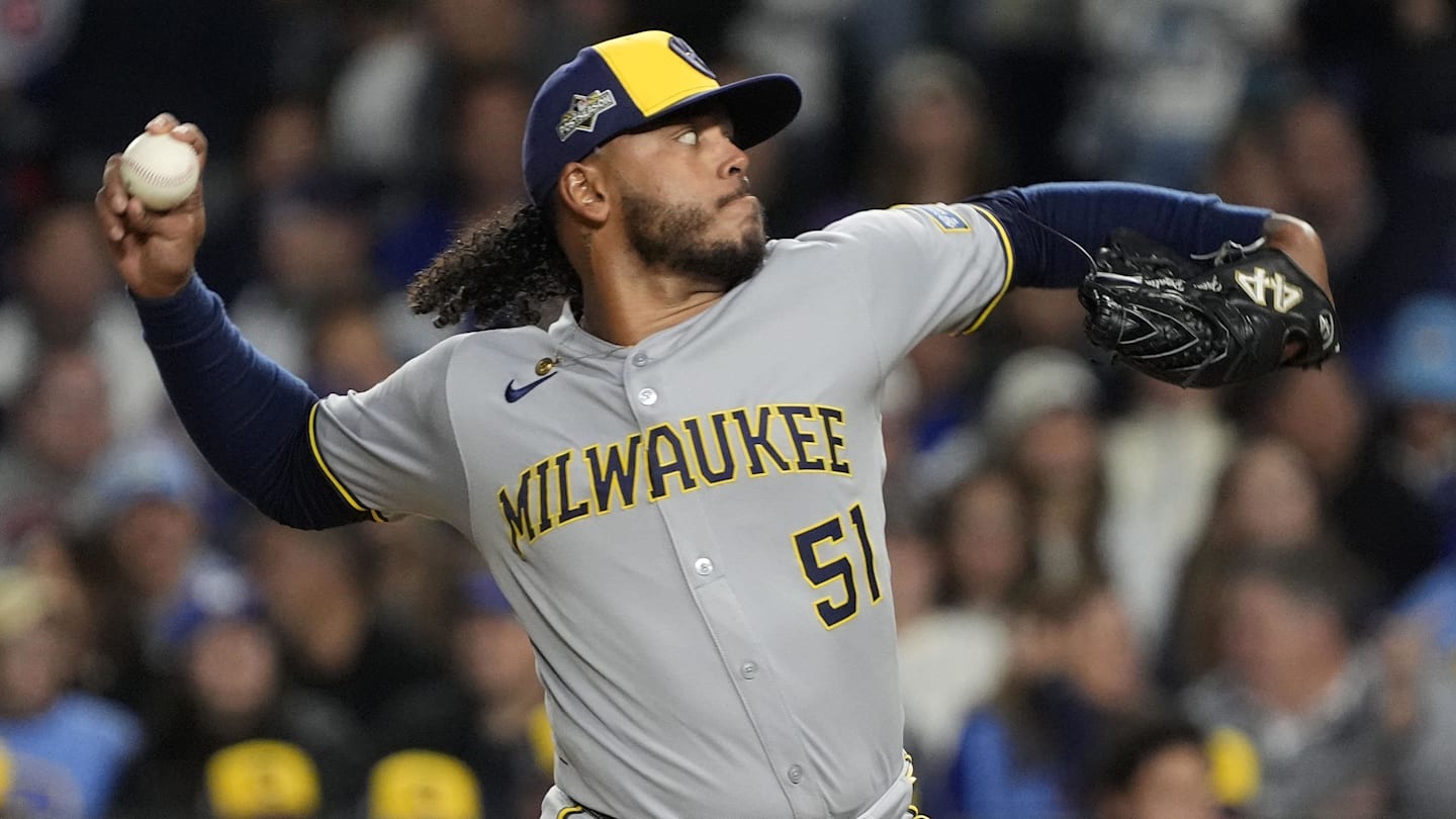 Freddy Peralta open to signing extension with Mets