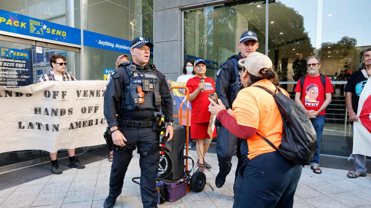 Perth Venezuela protest: At least two opposing protesters forcibly removed from unauthorised rally in Perth
