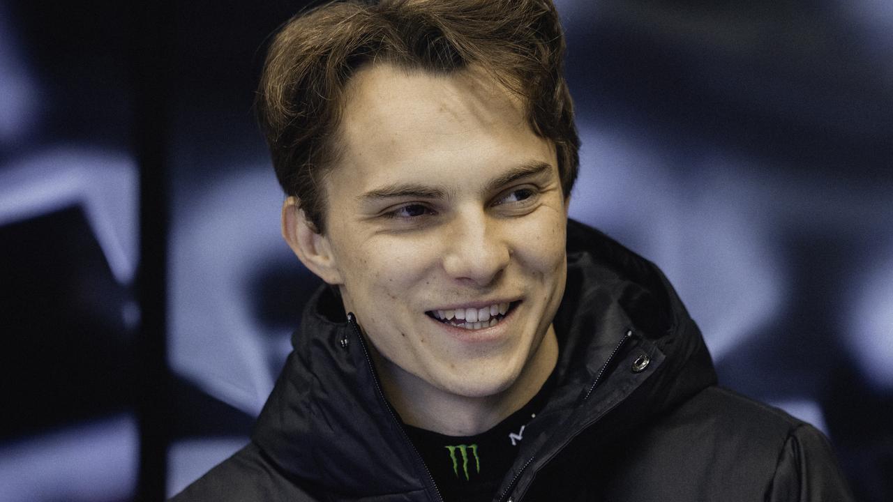 Oscar Piastri’s first day in new McLaren truncated by a fuel system issue, reliability, Mercedes power unit, Ferrari, Barcelona, Lando Norris, Mark Temple