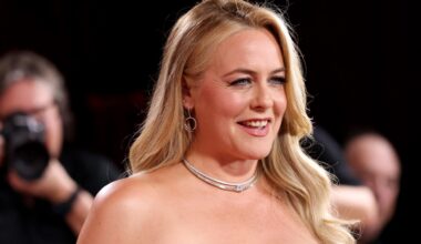 Nineties icon Alicia Silverstone makes stunning red carpet return, steals spotlight with jaw-dropping Golden Globes look