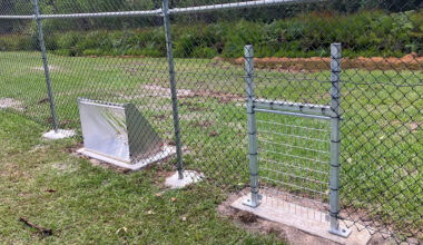 Council installs game-changing road safety device in fences around Aussie tourist hotspot