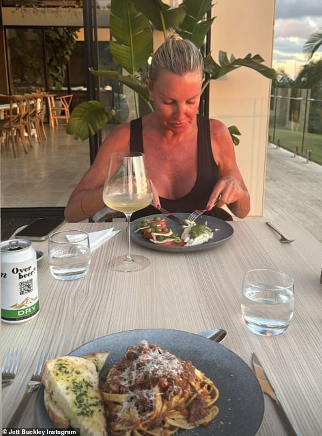 The former AFL WAG popped up on Instagram this week courtesy of her eldest son Jett. The 19-year-old took to his Instagram Story on Thursday to share a photo that showed him enjoying an alfresco dinner with a youthful-looking Tania