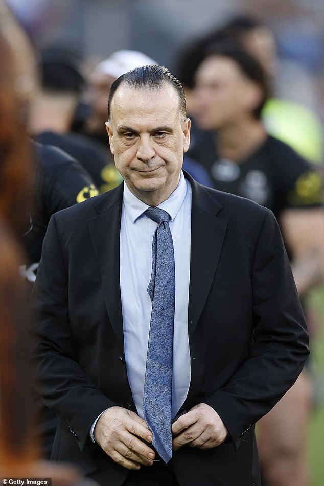 NRL supremo Peter V'landys accused R360 of 'hoodwinking' the league's stars to get them to defect and described the competition as a 'mirage'