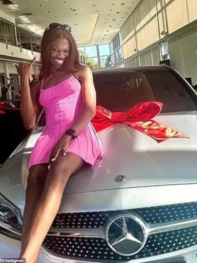 Ms Okembunachi told the tribunal she accepted it was her responsibility to give medication to residents while working the night shifts