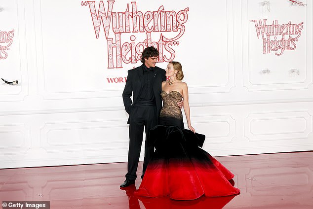 Elordi admired Robbie's glamorous getup