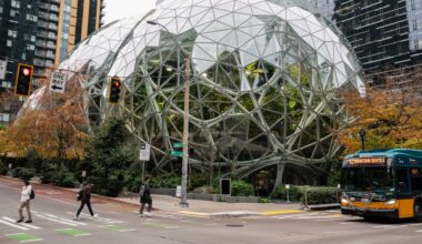 16,000 jobs to be cut in latest anti-bureaucracy push