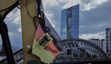 Germany edges back into growth after two years of contraction