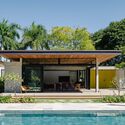 Flamboyant House / Juliana Camargo + Prumo projetos - Image 2 of 14