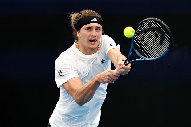 Alexander Zverev plays a backhand.