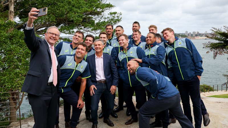 Anthony Albanese urges Australia and England to ensure third day at SCG for McGrath Foundation