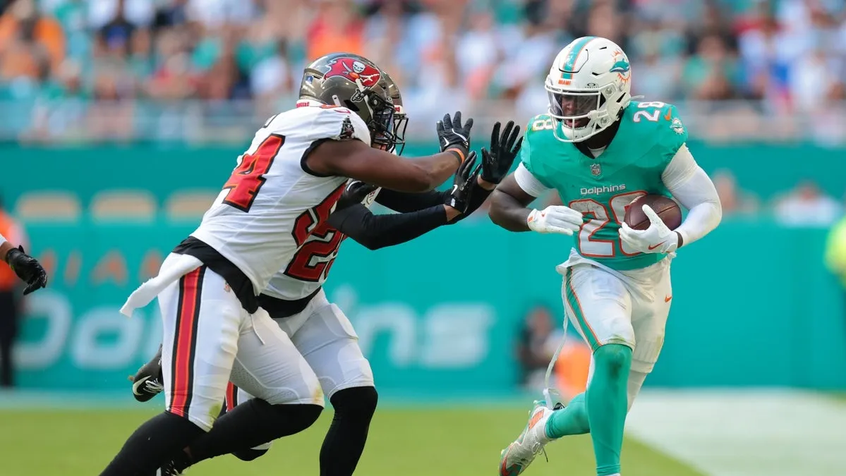 Patriots vs. Dolphins spread, line, over/under