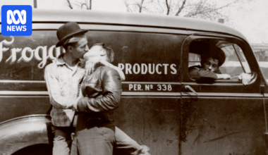 Photographs of Men in Love exhibition reveals public glimpses of forbidden love