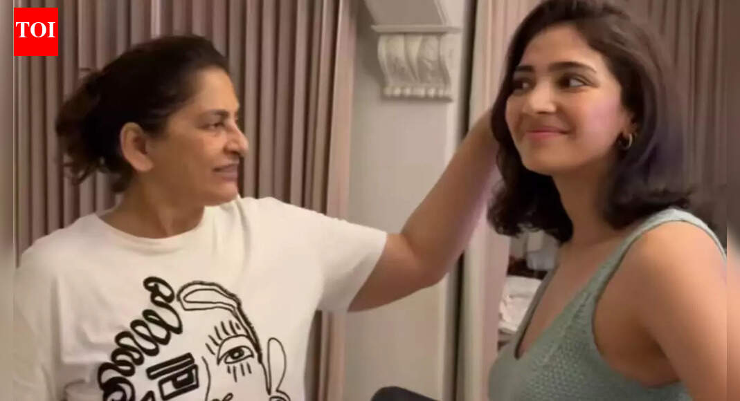 Archana Puran Singh praises Yogita Bihani for nursing her back to health during London vacation, ‘Meri bahu mujhe atma-samahan de rahi hai’ | Hindi Movie News