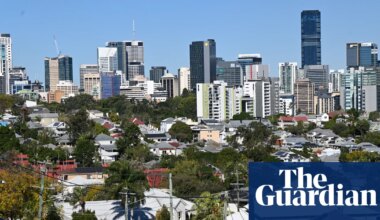 Union calls for end to tax breaks that make Australian housing ‘a vehicle for hoarding wealth’ | Housing