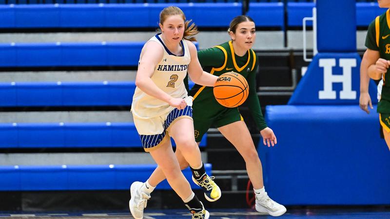 Women's basketball falls to second top-five opponent in nine days