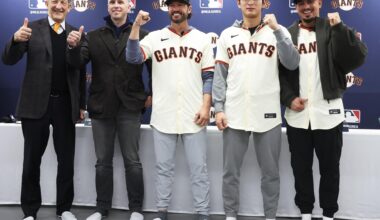 From left, San Francisco Giants CEO Larry Baer, baseball operations chief Buster Posey, manager Tony Vitello, outfielder Lee Jung-hoo and shortstop Willy Adames pose during their joint press conference at LG Champions Park in Icheon, Gyeonggi Province, Wednesday. Yonhap