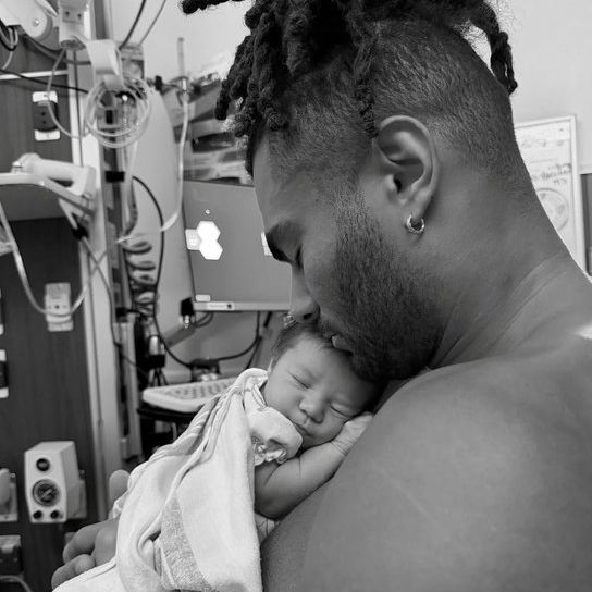 Fred Warner and wife, Sydney, announce birth of baby daughter