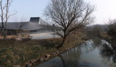 Porcelain Source Museum / Atelier Deshaus