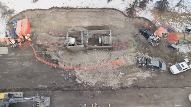 Calgary water main work, restrictions to stretch into next week