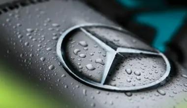 Mercedes leads tributes to former F1 driver after heartbreaking news