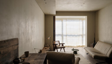 A Young Artist’s Home in Collected Time / Mountain Soil Interior Design