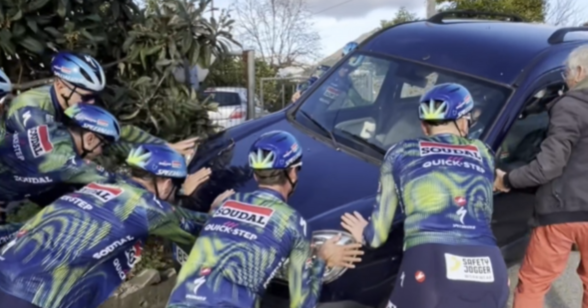 Soudal Quick-Step helps stranded motorist back on the road