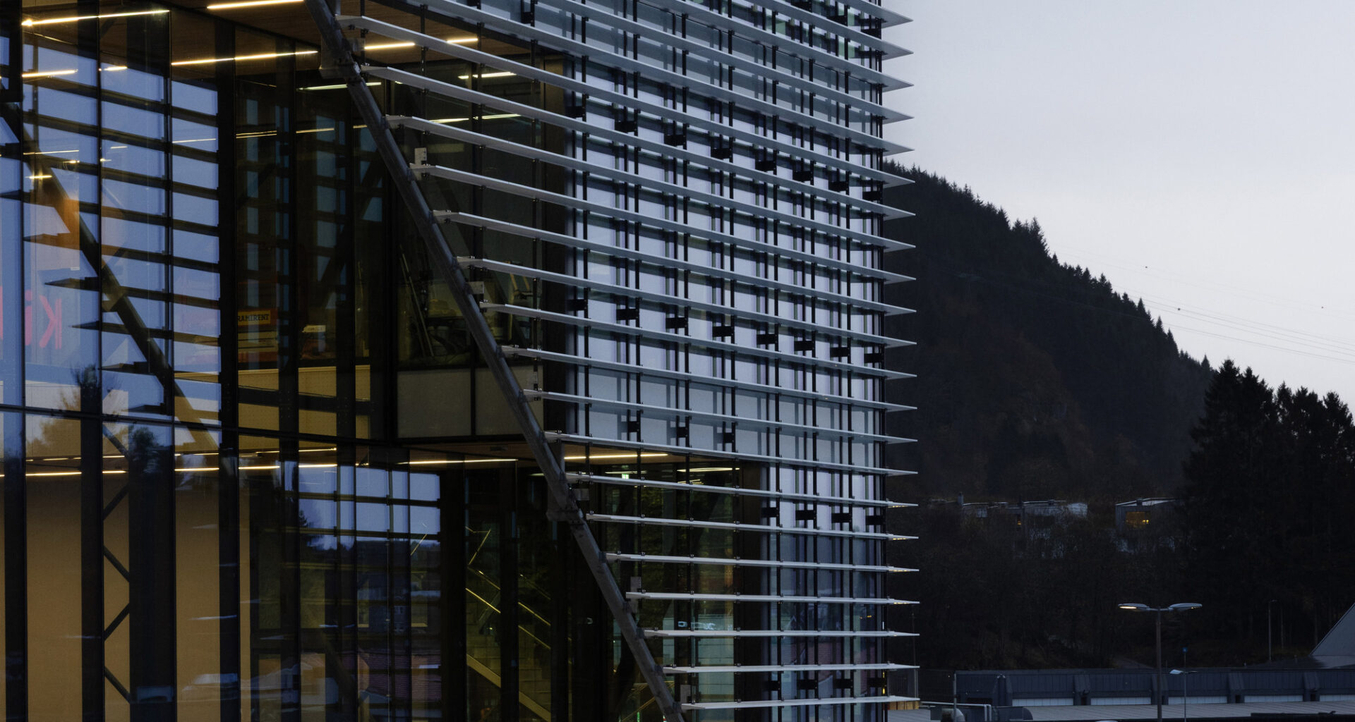 Lagunen II Shopping Center / BIOSIS