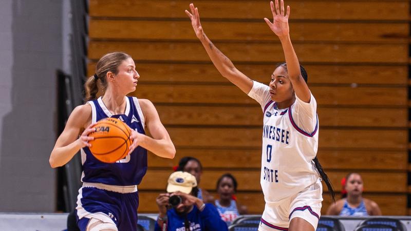 Women's Basketball Falls to Eastern Illinois