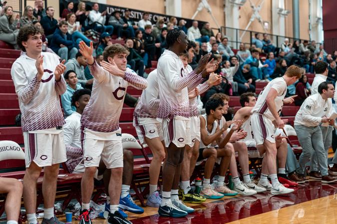#4 Men's Basketball Opens UAA Play with 85-62 Win over #8 WashU