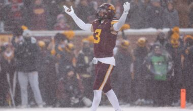 Transfer safety Koi Perich commits to Oregon, sources say