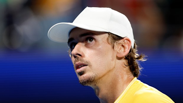 Alex de Minaur of Australia looks on in the Quarter-Final Men's Match against Hubert Hurkacz of Poland during the United Cup at Ken Rosewall Arena on January 09, 2026 in Sydney, Australia. (Photo by Brendon Thorne/Getty Images)