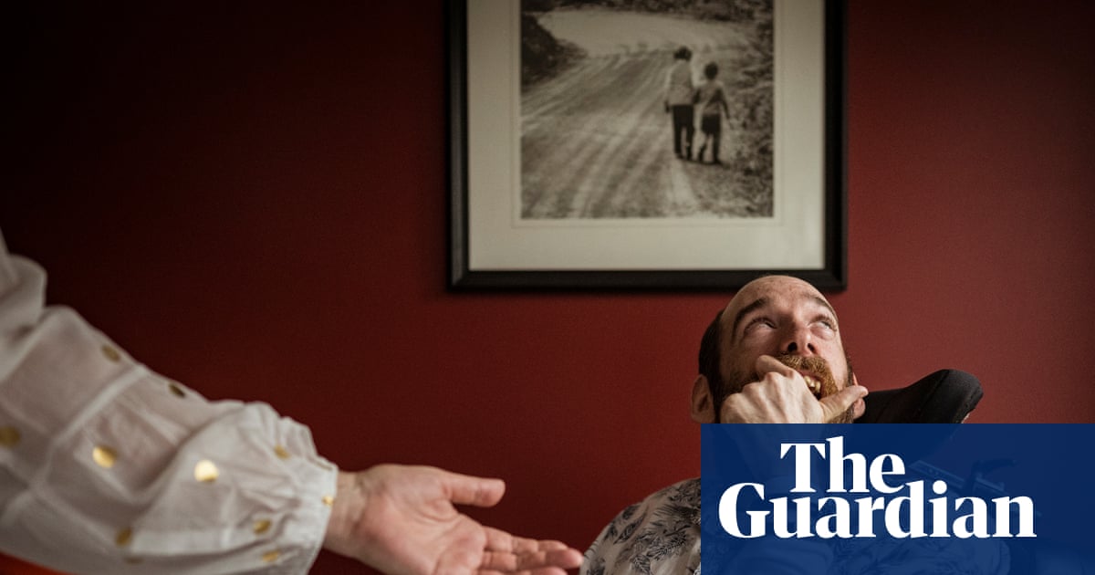 Scott’s sister says an unlikely champion saved his life. NDIS changes may stop others getting the same help | National disability insurance scheme