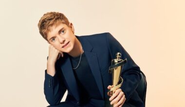 Mae Martin will host the 2026 Juno Awards in Hamilton