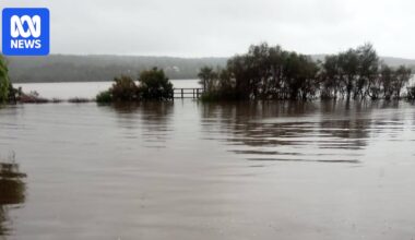 Campers told to reconsider travel as severe weather lashes NSW south coast
