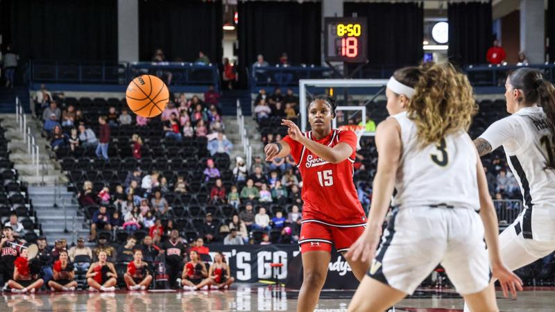 Women's Basketball Faces In-State ASUN Rivals at Home